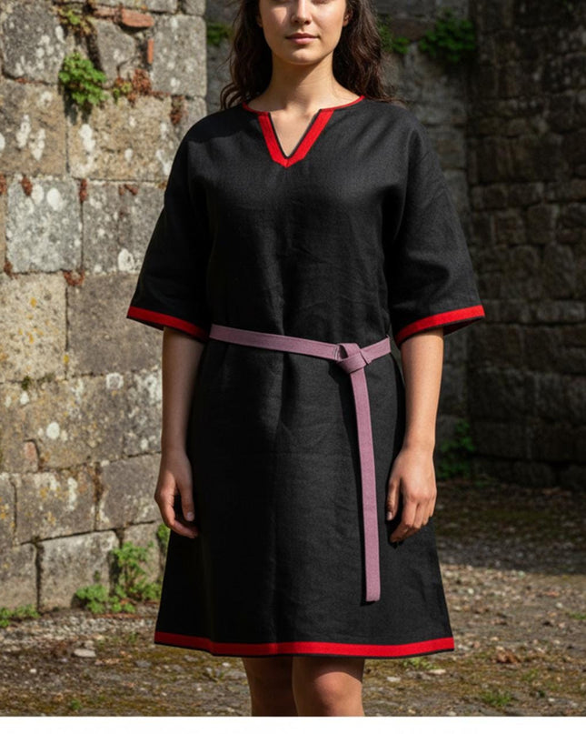 Renaissance Tunic – Black & Red