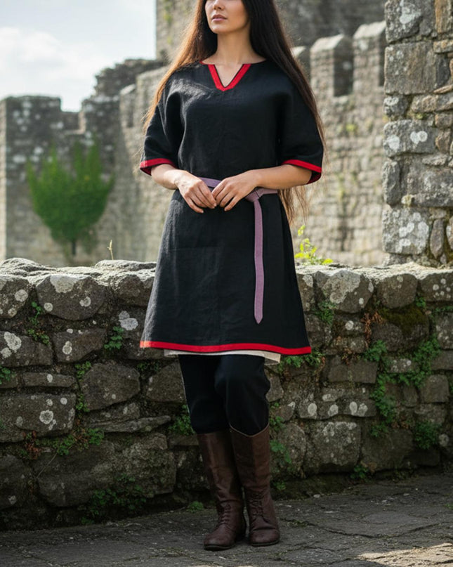 Renaissance Tunic – Black & Red